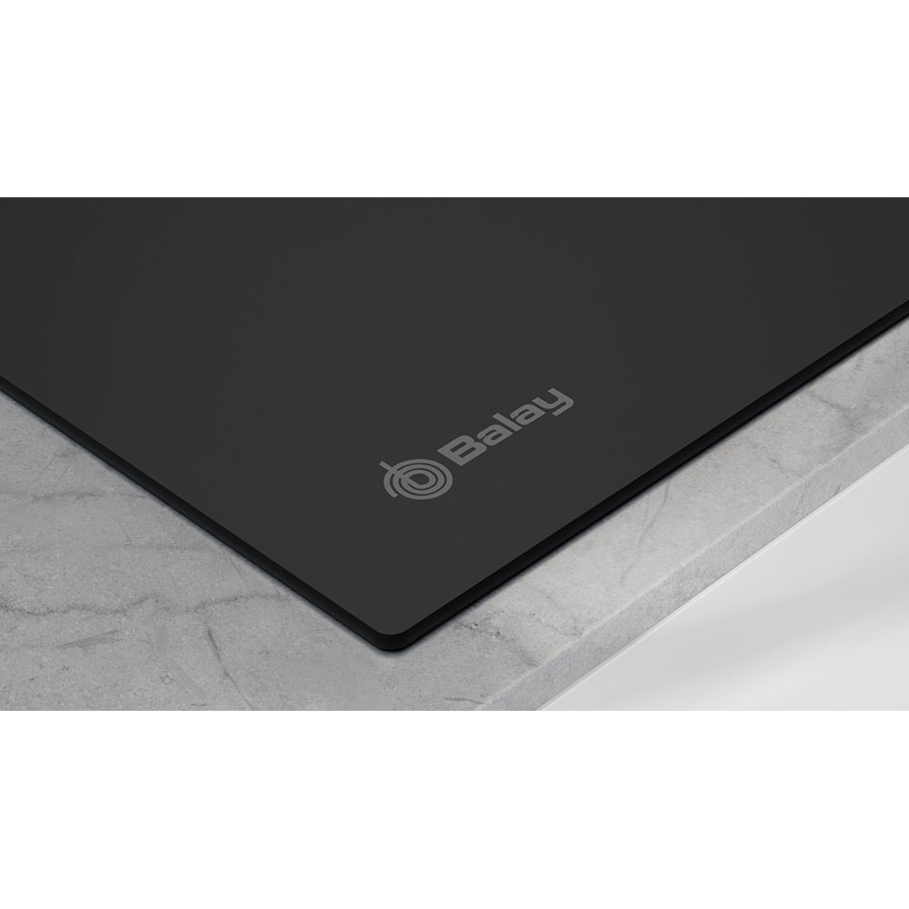 3EB967MH_0002_27356178_3EB967MH_PGA2_def